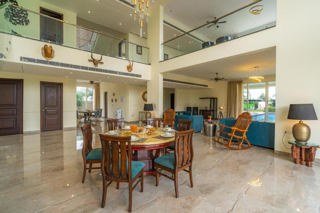 Stayvista At Blanc Belle With Outdoor Pool Sohna Exterior photo